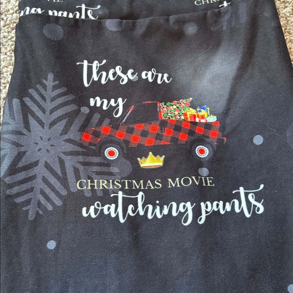Christmas Movie Leggings - Picture 2 of 4